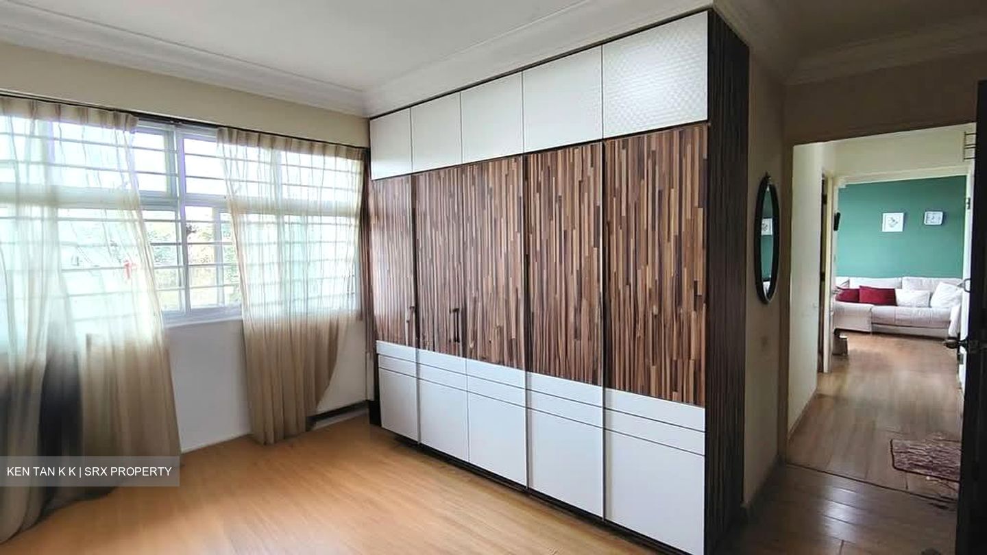 Blk 18B Buona Vista Court (Queenstown), HDB 3 Rooms #558315391